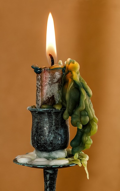 candle-397965_640.jpg